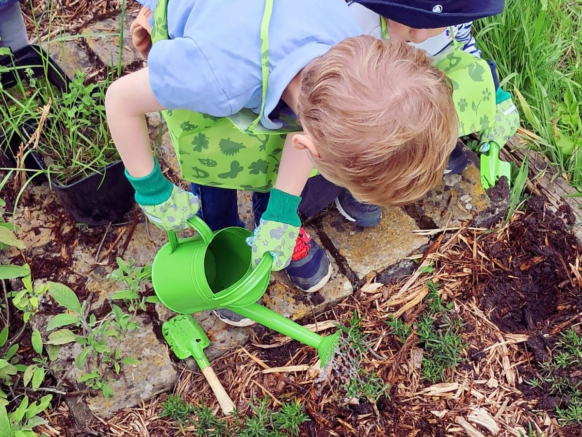 Des animations pour enfants sur la biodiversité, au Jardin du Piqueur, Parc de Saint-Cloud.